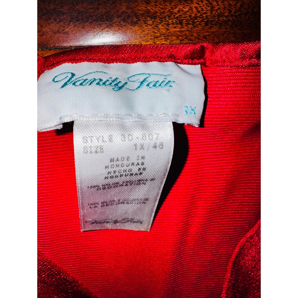 Vanity Fair Nightgown Womens 1X Red Excellent Vintage Nylon Embroidered Ruffle - Picture 2 of 2